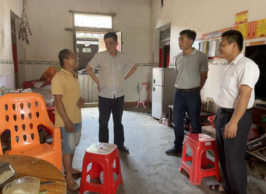 走访调研帮扶村 助力乡村振兴路——英国上市公司365党委书记王蜂带队到帮扶村走访调研脱贫攻坚与乡村振兴工作(图7)